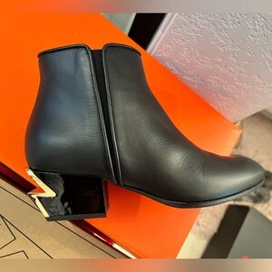 brand new with box and dust bag giuseppe zanotti lightning bolt bootie